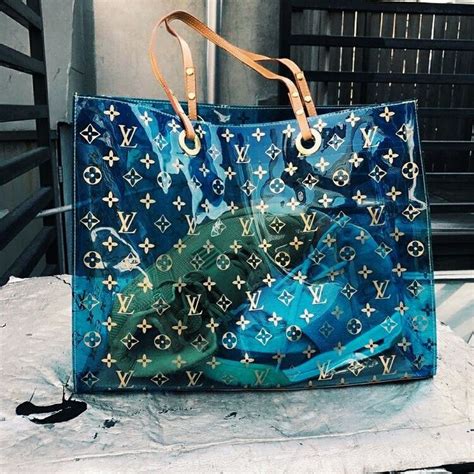 louis vuitton travel tote bag|louis vuitton beach bag clear.